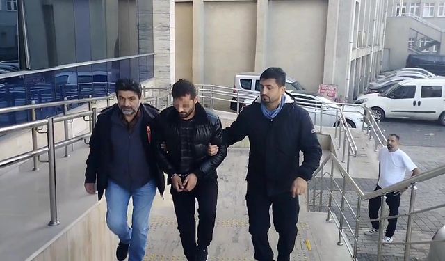 Trafikte başlayıp mahallede devam eden kavgaya mahalleli de dahil oldu