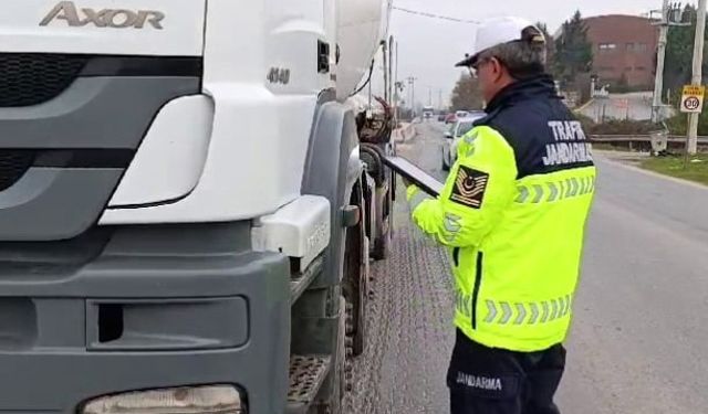 Sakarya’da 804 araç ve 227 sürücü trafikten men edildi