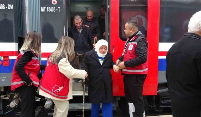 Turistik Tuz Ekspresi ile Çankırı’ya yolculuk yapan engelliler şehre hayran kaldı