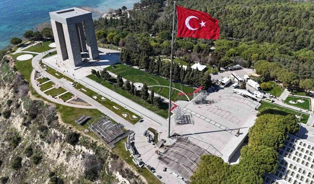 Şehitler Abidesi’nde 18 Mart tören hazırlıkları devam ediyor