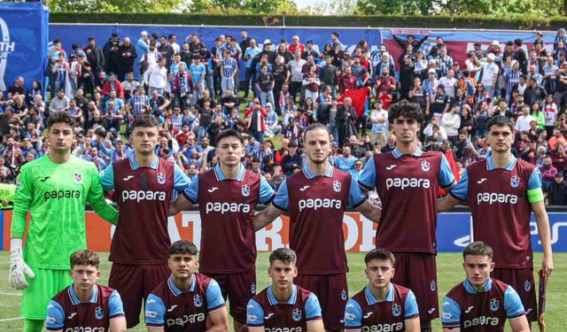 Bakan Bak’tan Trabzonspor U19’a tebrik