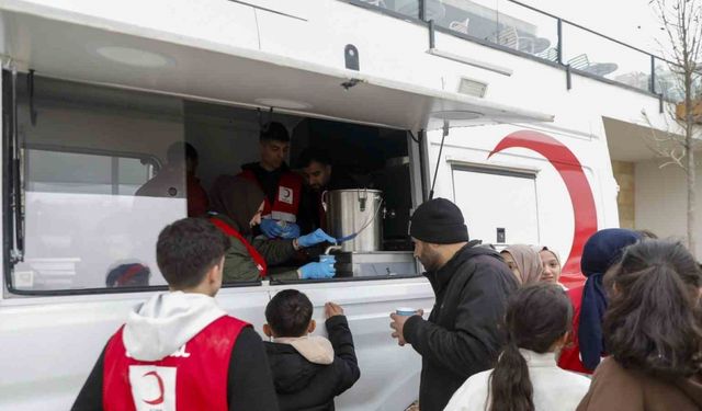 İstanbul’da Kızılay, geceyi sokakta geçirecekler için beslenme desteğini sürdürecek