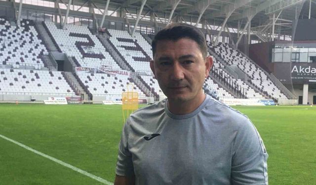 Elazığspor Teknik Direktörü Fırat Gül: "Şehrin beklentisinin farkındayız"