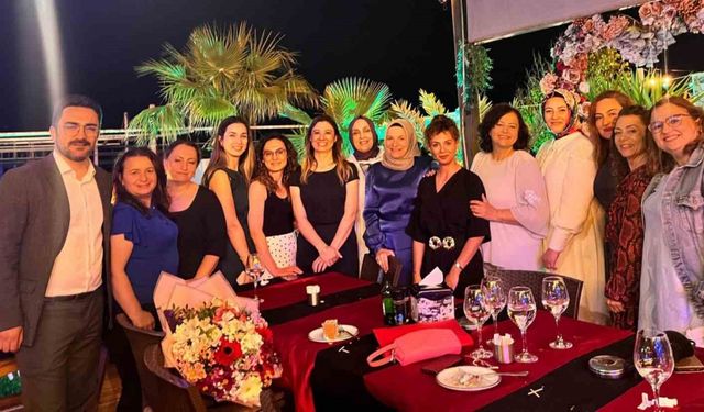 Hemşireler Günü’nde gönüllerince eğlendiler