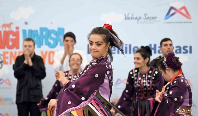 Özel bireyler engelleri sanatla aştı