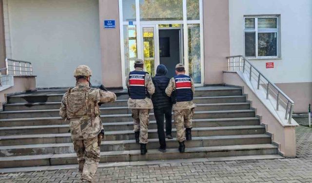 Bingöl’de kesinleşmiş hapis cezasıyla aranan 2 şüpheli yakalandı