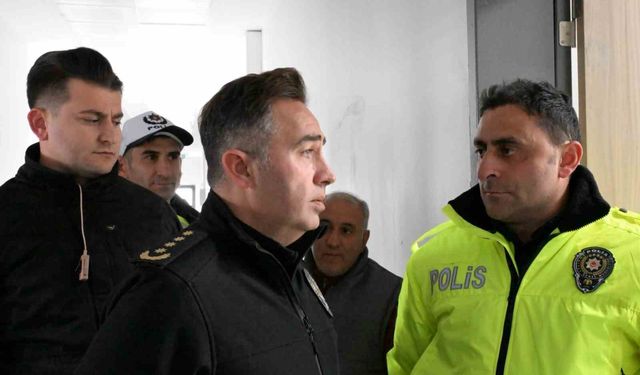 Ağrı Emniyet Müdürü Önder, trafik denetimlerini inceledi