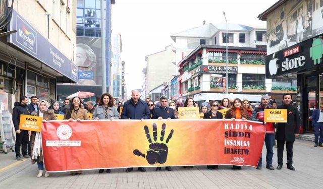 Ağrı’da kadına yönelik şiddete karşı farkındalık yürüyüşü