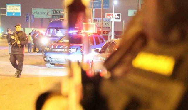 Aksaray’da jandarma ekipleri denetimlerini sürdürüyor