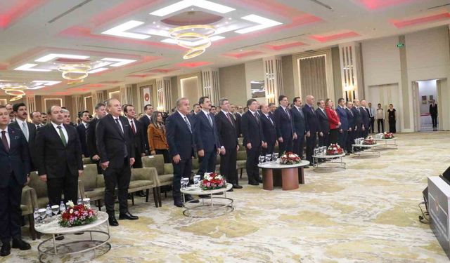 Bakan Tunç: 'Hakim ve savcılar hakkında açılan bin 861 soruşturma ve incelemeden bin 331'i neticelendirildi'