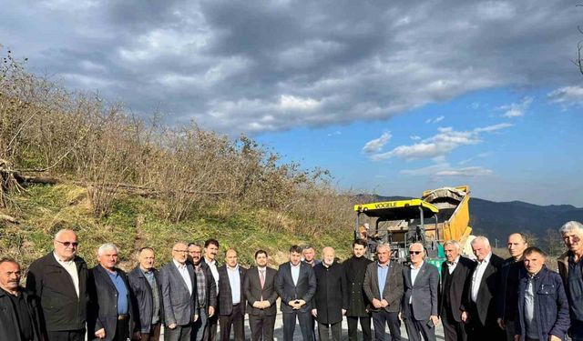 Başkan Türkcan: "Sarpdere-Damarlı yolu hak ettiği değere kavuşuyor"