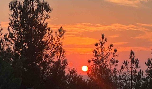 Batman'da kartpostallık gün batımı manzarası