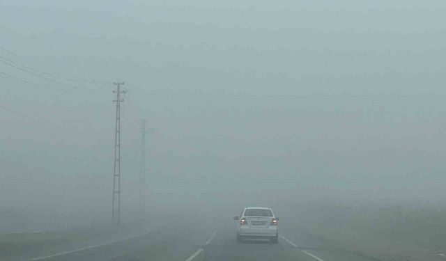 Batman’da sis nedeni ile görüş mesafesi 5 metreye kadar düştü
