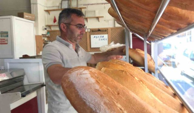 Bayburt'ta ekmek fiyatı 15 liraya yükseldi