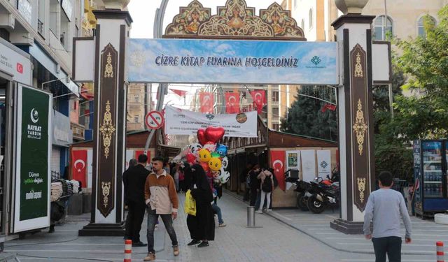 Cizre Kitap Fuarı'nı 10 günde yüz bini aşkın kişi ziyaret etti