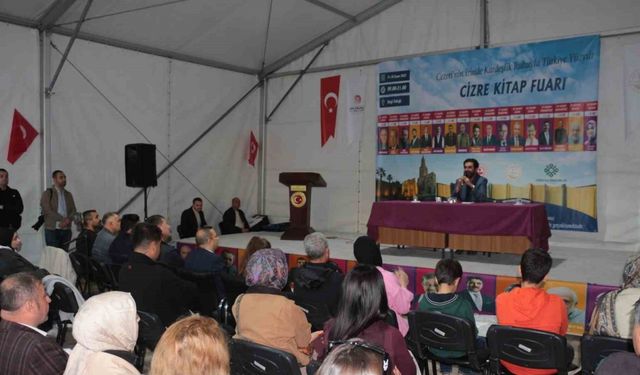 Cizre’de Kitap Fuarı yoğun ilgi gördü, stantlar doldu taştı