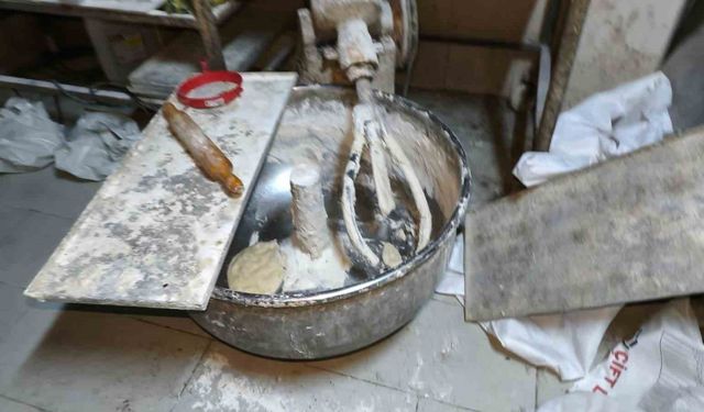 Devrek’te sağlığa uygunsuz pide imalatı yapan iş yeri mühürlendi