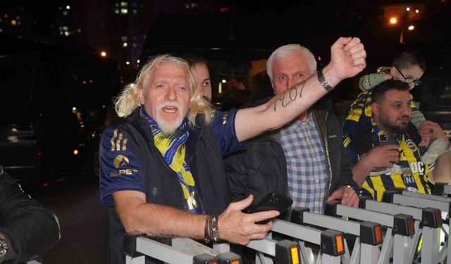 Fenerbahçe’ye Rize’de coşkulu karşılama