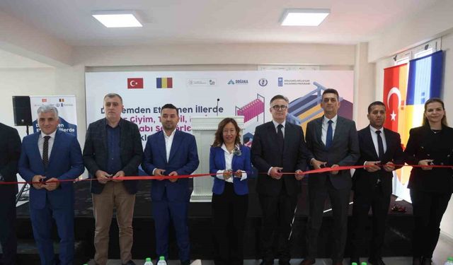 Geleceğin ustalarını yetiştirecek Ayakkabı Ortak İmalat ve Eğitim Merkezi’nin açılışı yapıldı