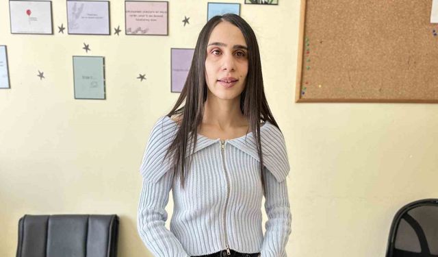 Gözleri görmüyor ama yüreği ışıl ışıl