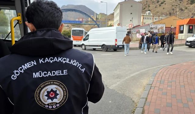Gümüşhane’de düzensiz göçle mücadele denetimleri sıkılaştırıldı