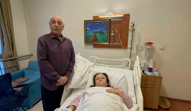 Hastadan çıkan taşları sayamadılar