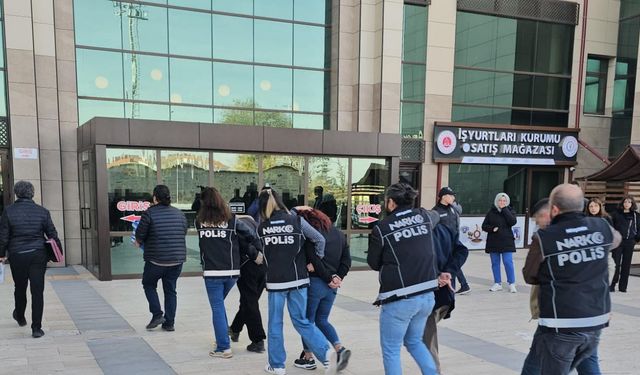 Hava destekli narkotik operasyonu: 25 kişi tutuklandı