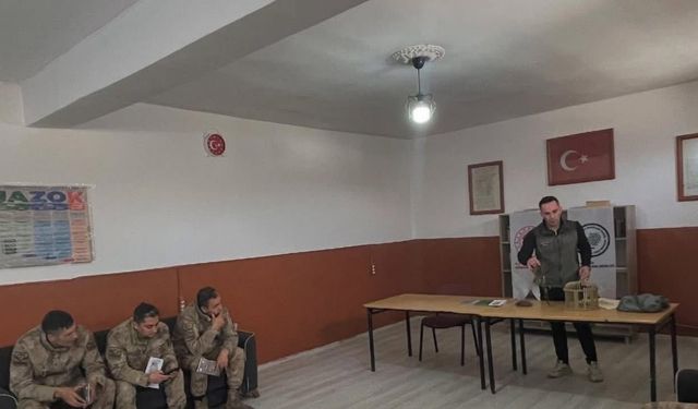 Iğdır’da Jandarma personeline kaçak avcılıkla mücadele eğitimi
