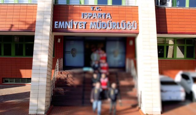 Isparta merkezli dev 'Arı Kovanı' operasyonu: 850 milyonluk kara para ağı çökertildi