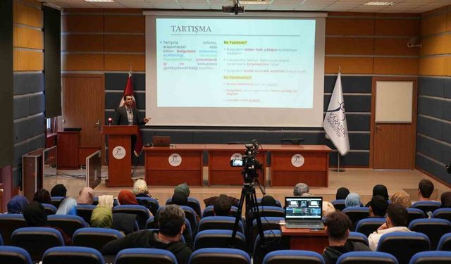 KBÜ'de Tez Yazım Seminer Dizisi devam ediyor