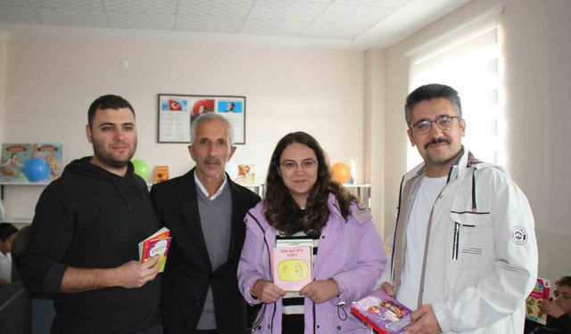 Malazgirt İlkokulu yeni kütüphane açıldı