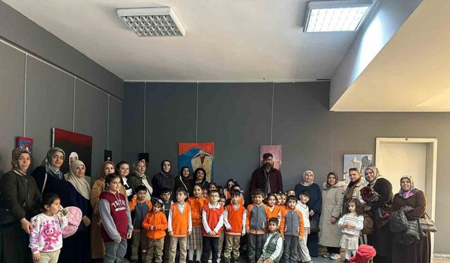 Modern çoban sergi ilgi odağı oldu