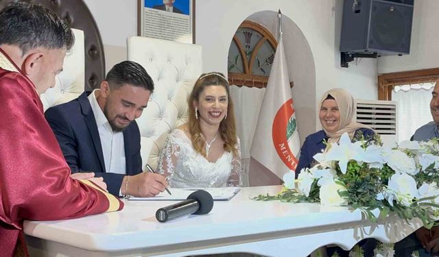 Muğla’da evlilik tarihini özel kılmak isteyen çiftler ’11.11’ i seçti