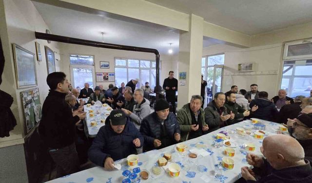 Pınarhisar Hacıfaklı Köyü Camii'nde sabah namazı buluşması