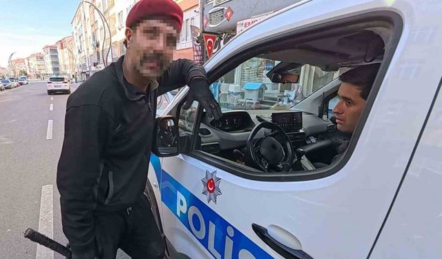 Polis uyarıya geldi, "ahtım var, benzin döküp yakacağım" dedi