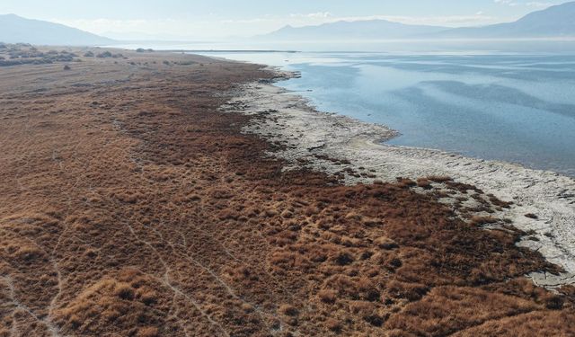 Prof. Dr. Ayşen Davraz: 'Burdur'da 50 yıl yetebilecek yer altı suyu bilinçsiz kullanımla 10 yılda bitebilir'