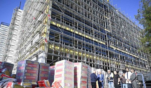 Rektör Savaş, diş hastanesi inşaatını yerinde inceledi