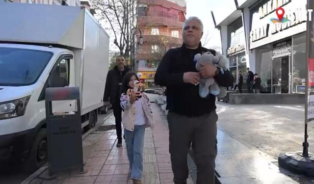 Siirt’te polislerin çocuklara sosyal deney çalışmasında renkli görüntüler ortaya çıktı