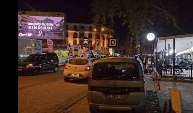 Sındırgı’da deprem paniği