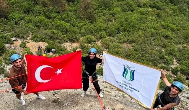 SUBÜ'nün 8 öğrenci topluluğuna ÜNİDES desteği