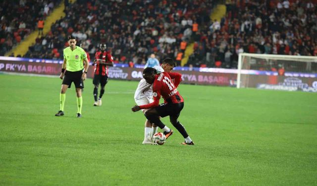 Trendyol Süper Lig: Gaziantep FK: 1 - Eyüpspor: 2 (Maç sonucu)