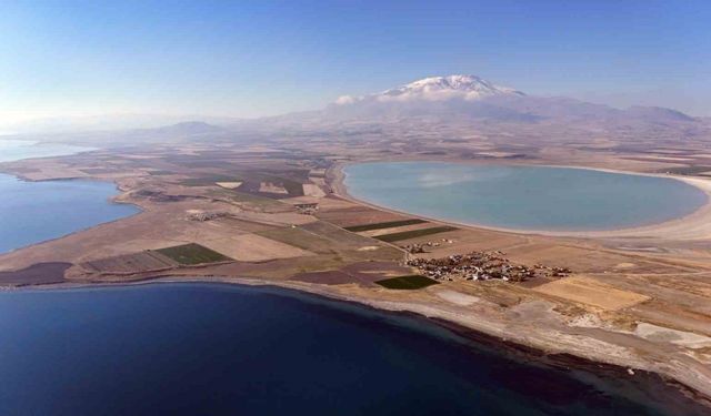 Van Gölü, Arin Gölü ve Süphan Dağı aynı kadrajda görüntülendi