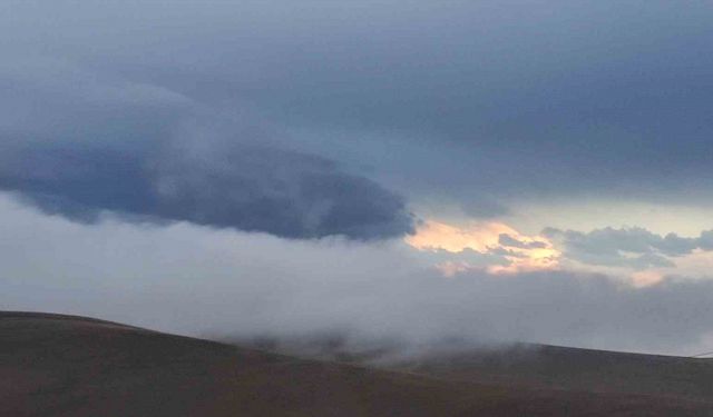 Yüksek kesimlere sis çöktü