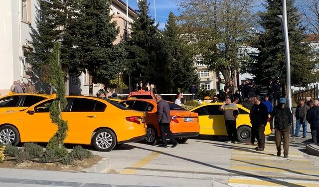 Taksicilerden Yozgat Belediyesi'ne protesto