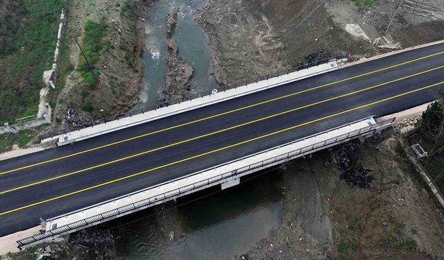 20 mahalleyi birbirine bağlayan köprüde yenileme çalışmaları sona geldi