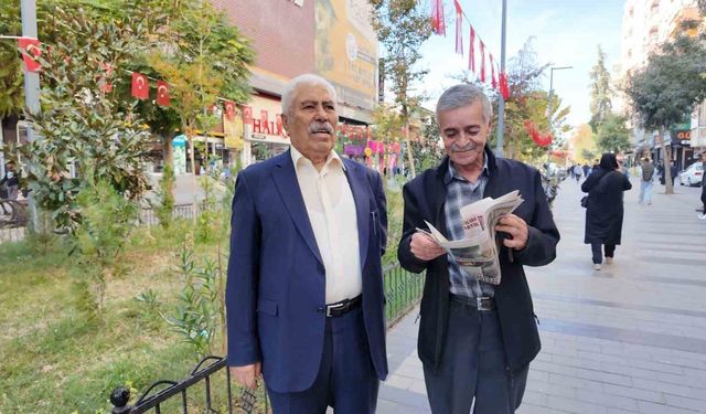 25 yıldır bulmaca çözmek için gazete alıyor