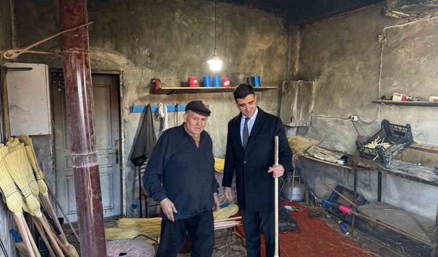 30 yıldır süpürge yapıyor, 'bu meslek benim ömrüm' diyor