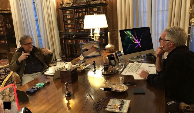 ABD Başkanı Trump'ın cinsel istismar suçlusu Epstein dosyasında yer alan yeni fotoğrafları yayınlandı