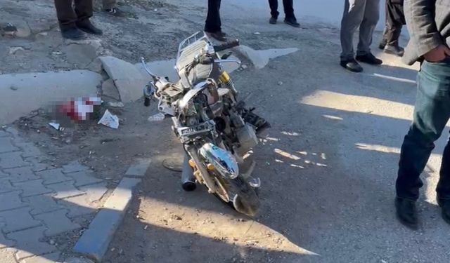 Adıyaman'da motosiklet ile otomobil çarpıştı: 1 yaralı