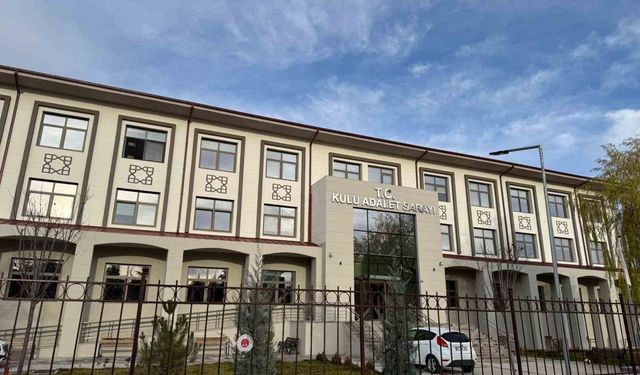 Adliyede çalışan memur ihale bedellerini zimmetine geçirdiği iddiasıyla tutuklandı